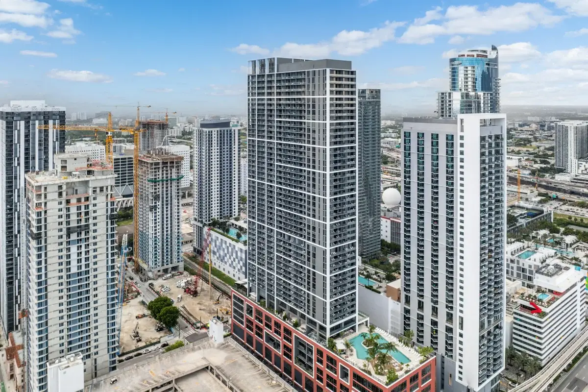 601 NE 1st Ave #2906, Miami: photo 1 of 32