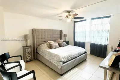 2750 NE 183rd St #1404, Aventura: photo 1 of 14