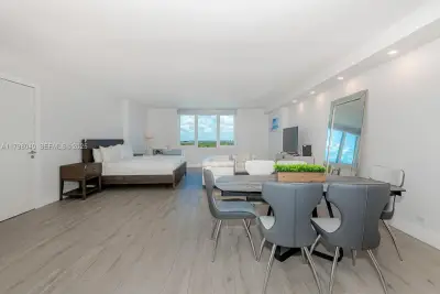 2301 Collins Ave #1531, Miami Beach: photo 1 of 25