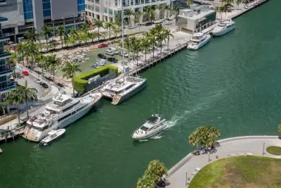 485 Brickell Ave #3711, Miami: photo 1 of 18