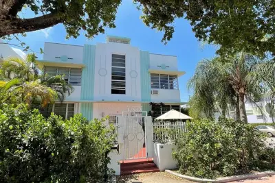 760 Jefferson Ave #11, Miami Beach: photo 1 of 10