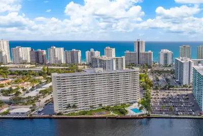 3200 NE 36th St #714, Fort Lauderdale: photo 1 of 30