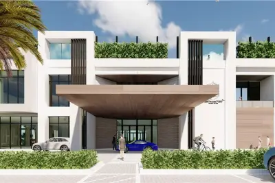 2713 NE 42nd St, Lighthouse Point: photo 1 of 25