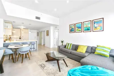 100 Lincoln Rd #1608, Miami Beach: photo 1 of 22