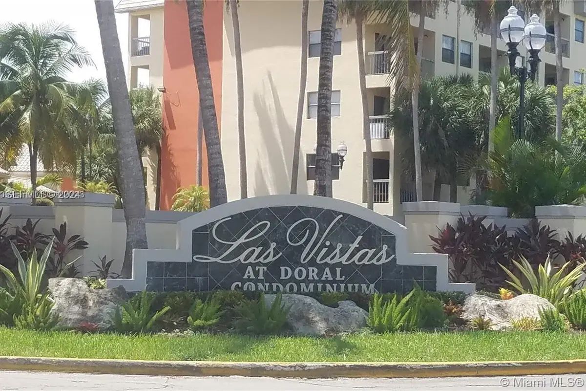8255 Lake Dr #204, Doral: photo 1 of 16