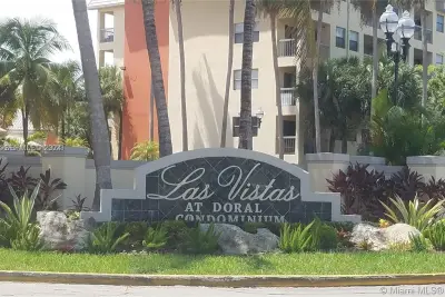 8255 Lake Dr #204, Doral: photo 1 of 16