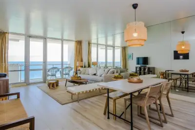 5601 Collins Ave #1204, Miami Beach: photo 1 of 29