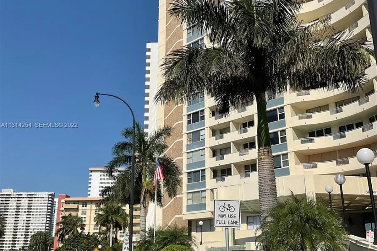 3180 S Ocean Dr #1503, Hallandale Beach: photo 1 of 37