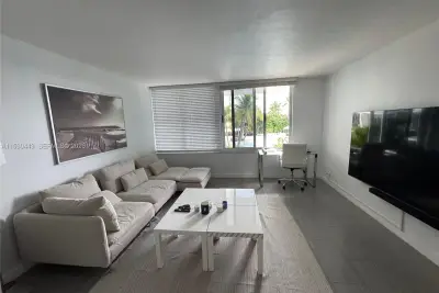 1200 West Ave #202, Miami Beach: photo 1 of 51