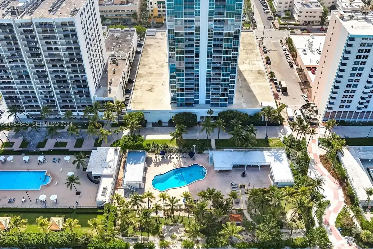 2655 Collins Ave #706, Miami Beach: photo 1 of 37