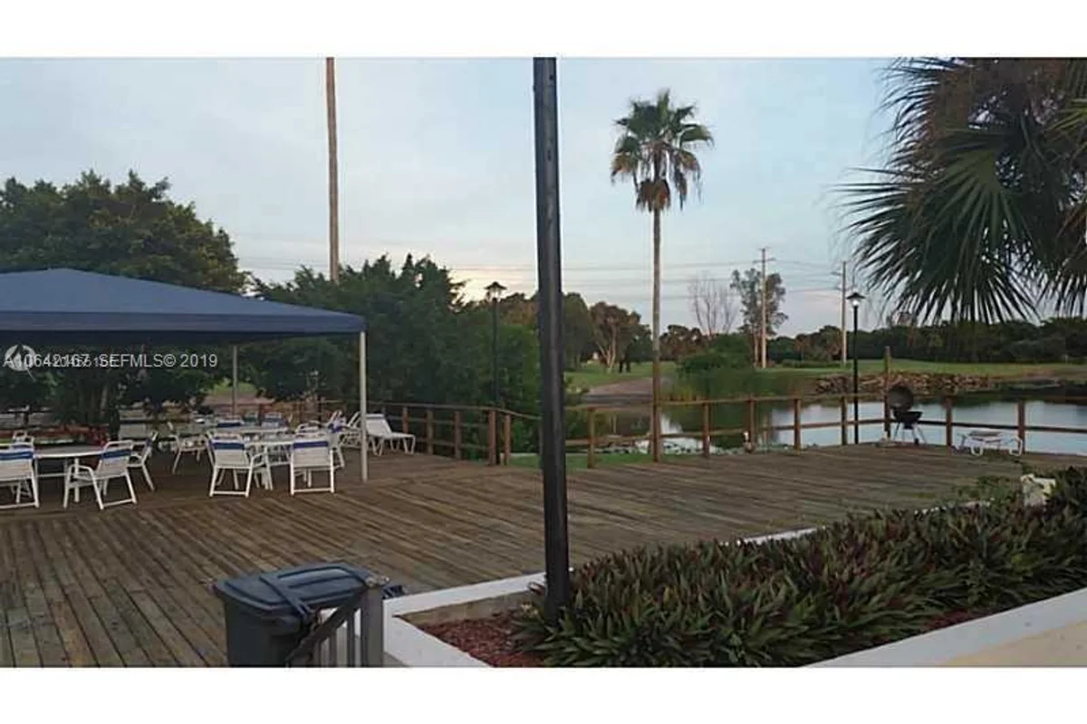 4164 Inverrary Dr #813, Lauderhill: photo 1 of 25