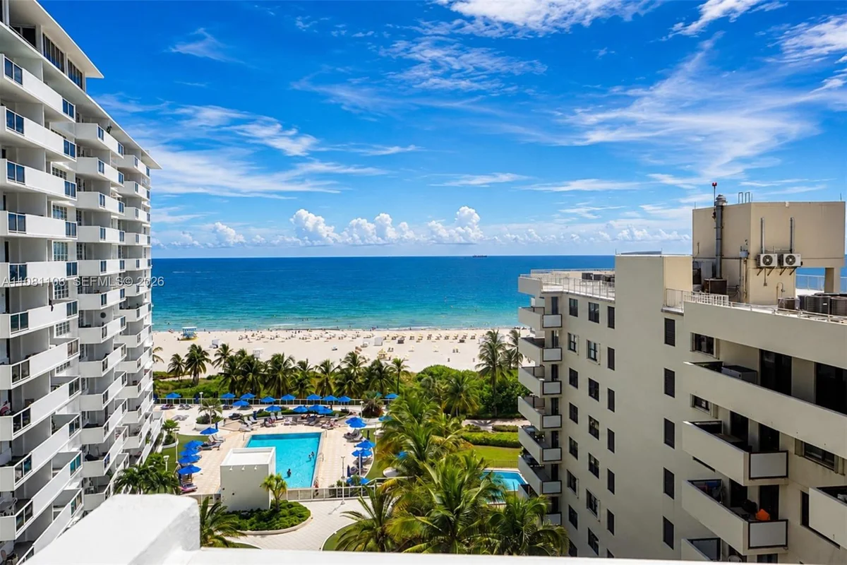 100 Lincoln Rd #1121, Miami Beach: photo 1 of 29