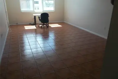1893 S Ocean Dr #302, Hallandale Beach: photo 1 of 12