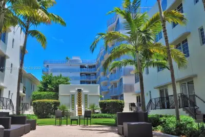 435 21st St #223, Miami Beach: photo 1 of 6