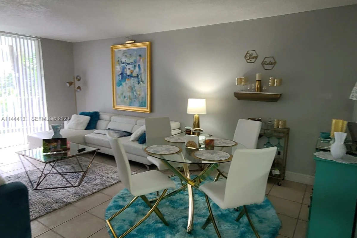 496 NW 165th St Rd #D112, Miami: photo 1 of 35