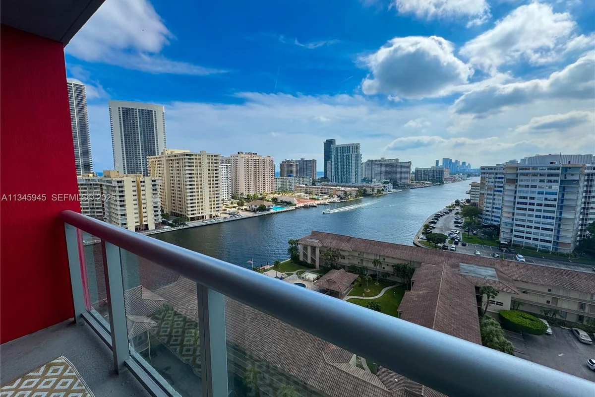 2602 E Hallandale Beach Blvd #R1409, Hallandale Beach: photo 1 of 32