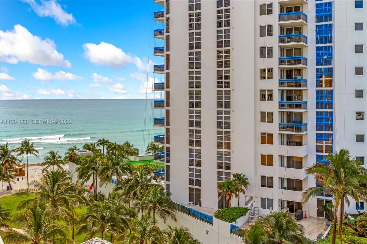 19201 Collins Ave #641, Sunny Isles Beach: photo 1 of 39