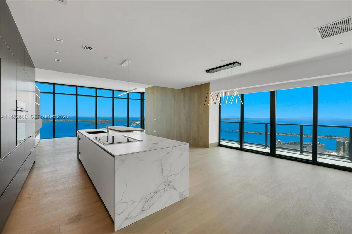 1451 Brickell Ave #4403, Miami: photo 1 of 41