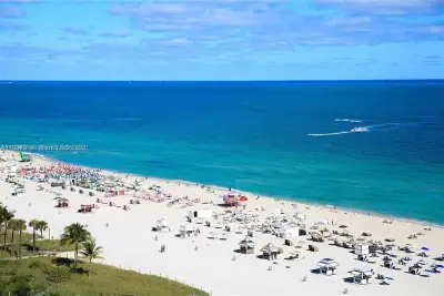 100 Lincoln Rd #1643, Miami Beach: photo 1 of 7