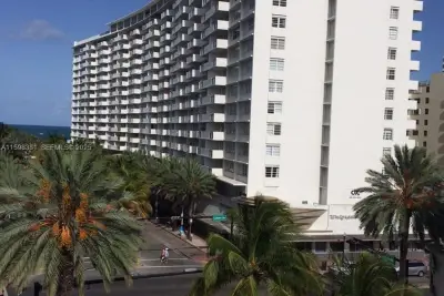 100 Lincoln Rd #808, Miami Beach: photo 1 of 63