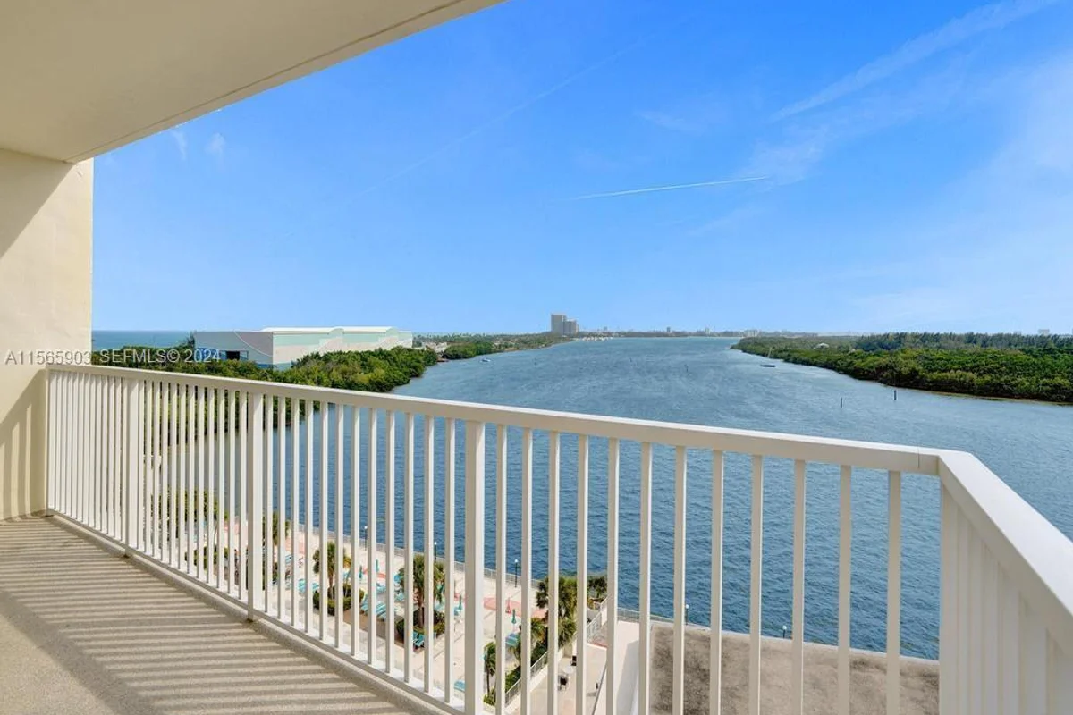 300 Bayview Dr #906, Sunny Isles Beach: photo 1 of 80
