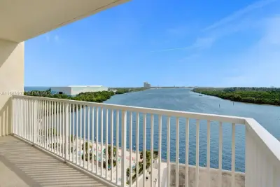 300 Bayview Dr #906, Sunny Isles Beach: photo 1 of 80