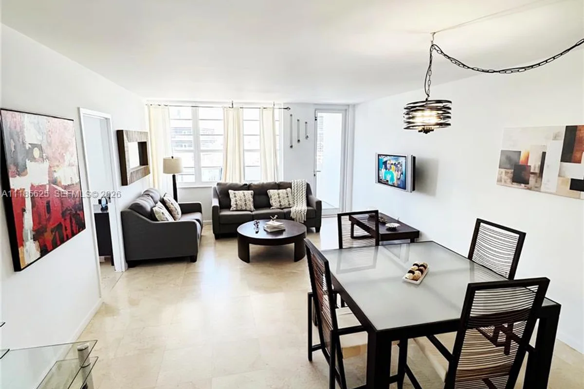 100 Lincoln Rd #1243, Miami Beach: photo 1 of 32