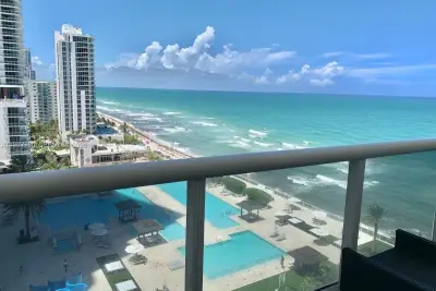 1830 S Ocean Dr #1610, Hallandale Beach: photo 1 of 29