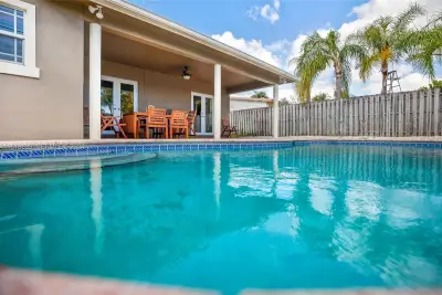 4710 NE 18th Ter, Fort Lauderdale: photo 1 of 32