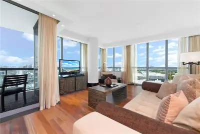 101 20th St #2402, Miami Beach: photo 1 of 23