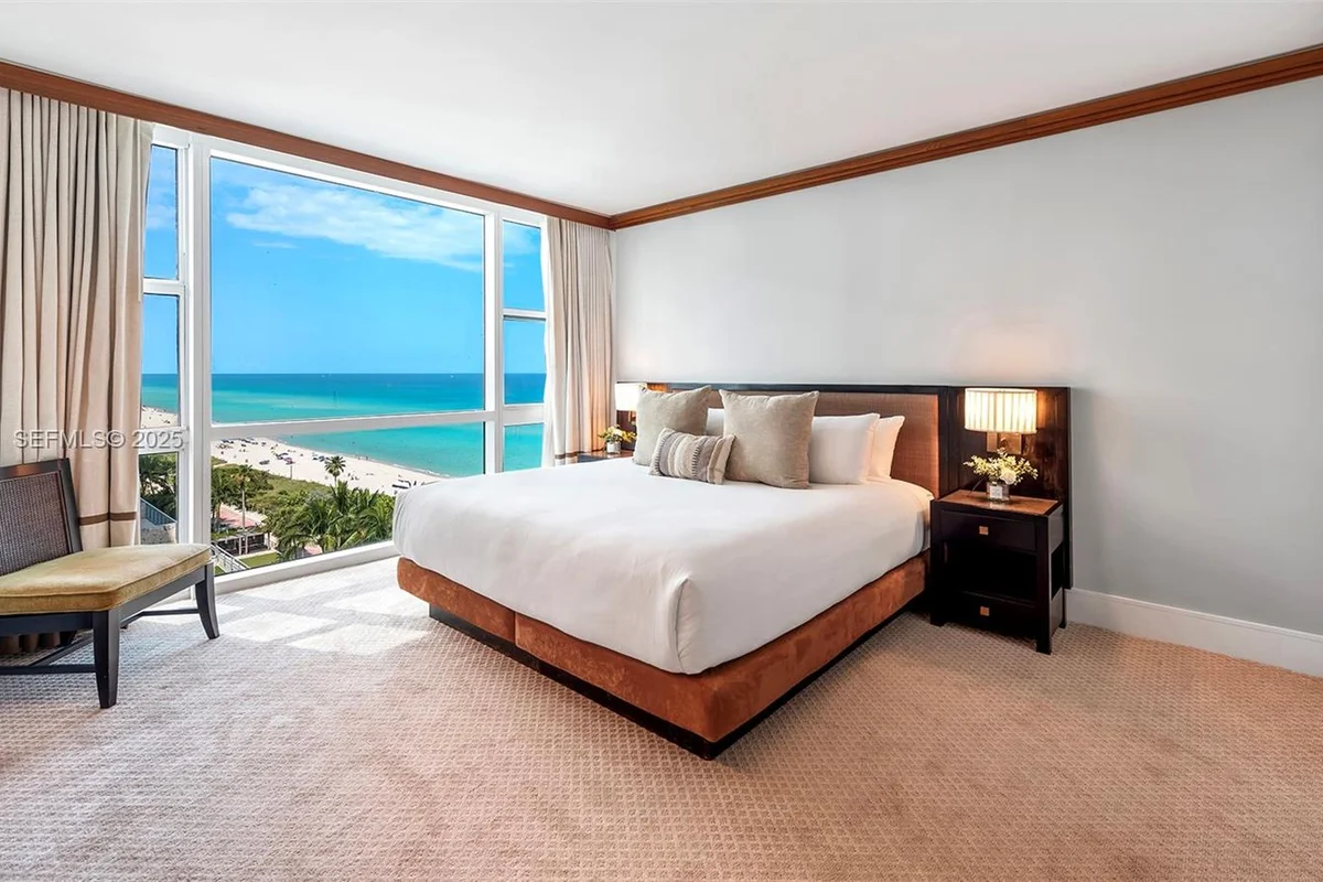 Condo in Miami Beach: photo 1 of 37