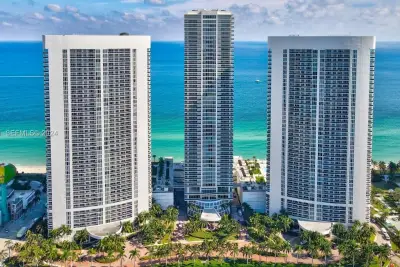 1830 S Ocean Dr #4709, Hallandale Beach: photo 1 of 41
