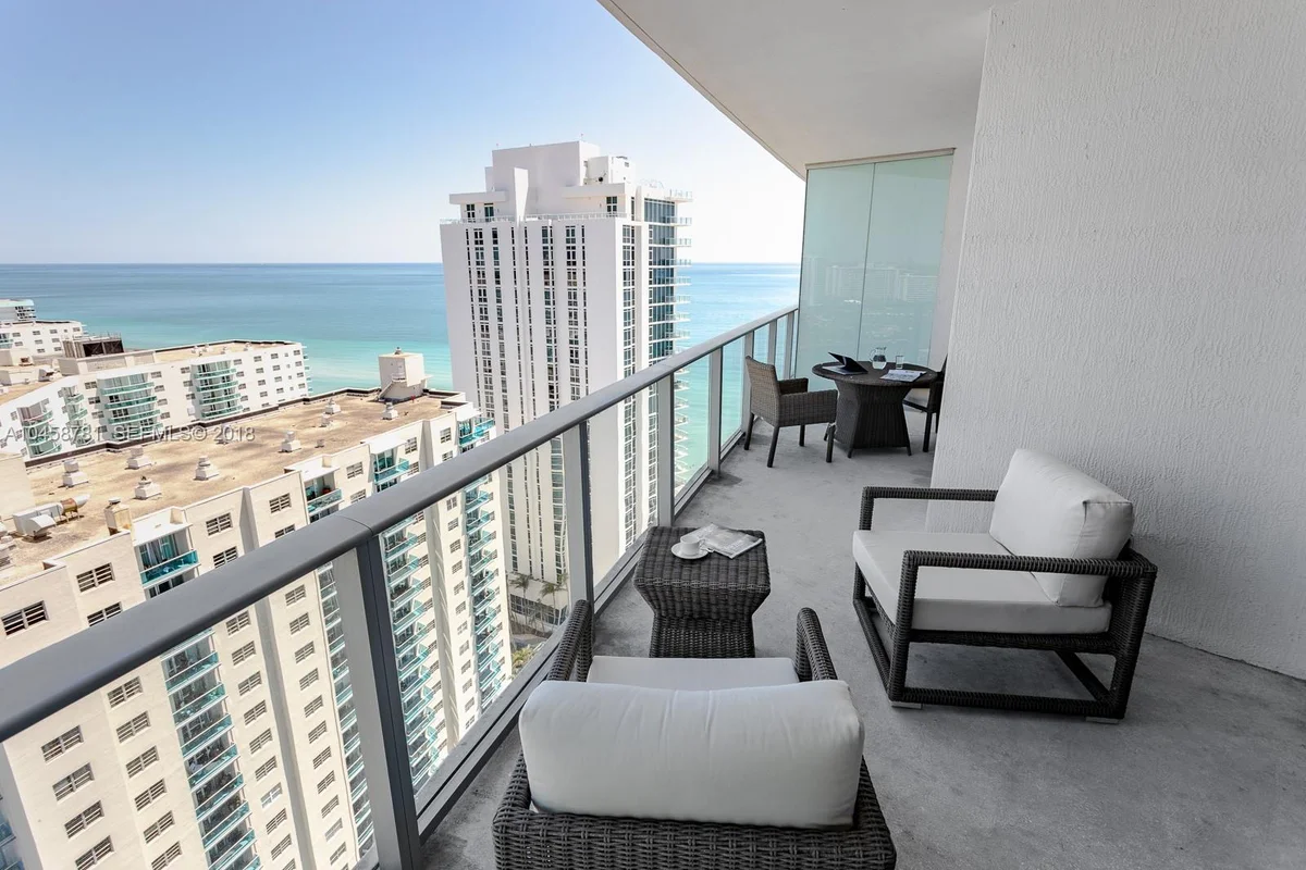 4111 S Ocean Dr #1810, Hollywood: photo 1 of 27