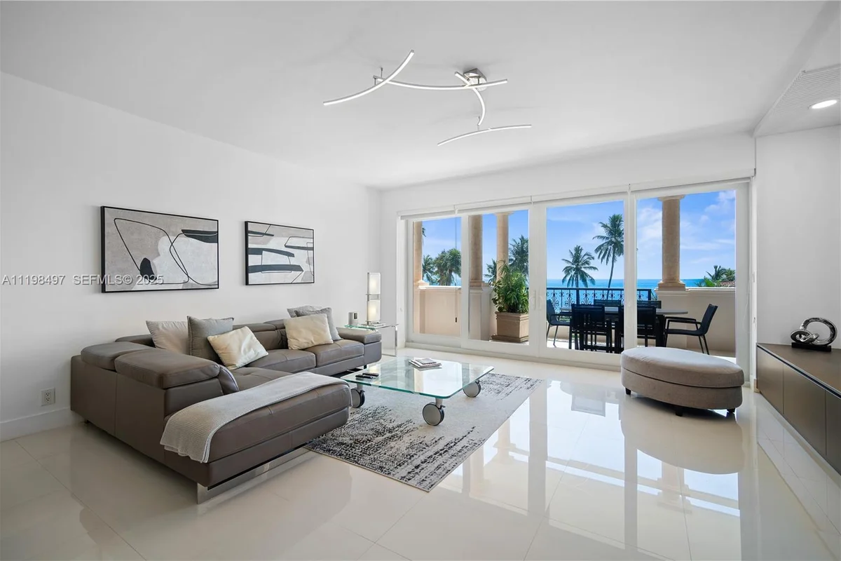 19234 Fisher Island Dr, Miami Beach: photo 1 of 33