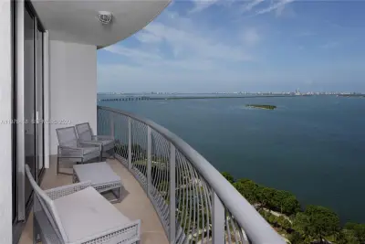 1750 N Bayshore Dr #2602, Miami: photo 1 of 27