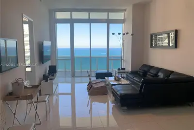 15811 Collins Ave #4203, Sunny Isles Beach: photo 1 of 4