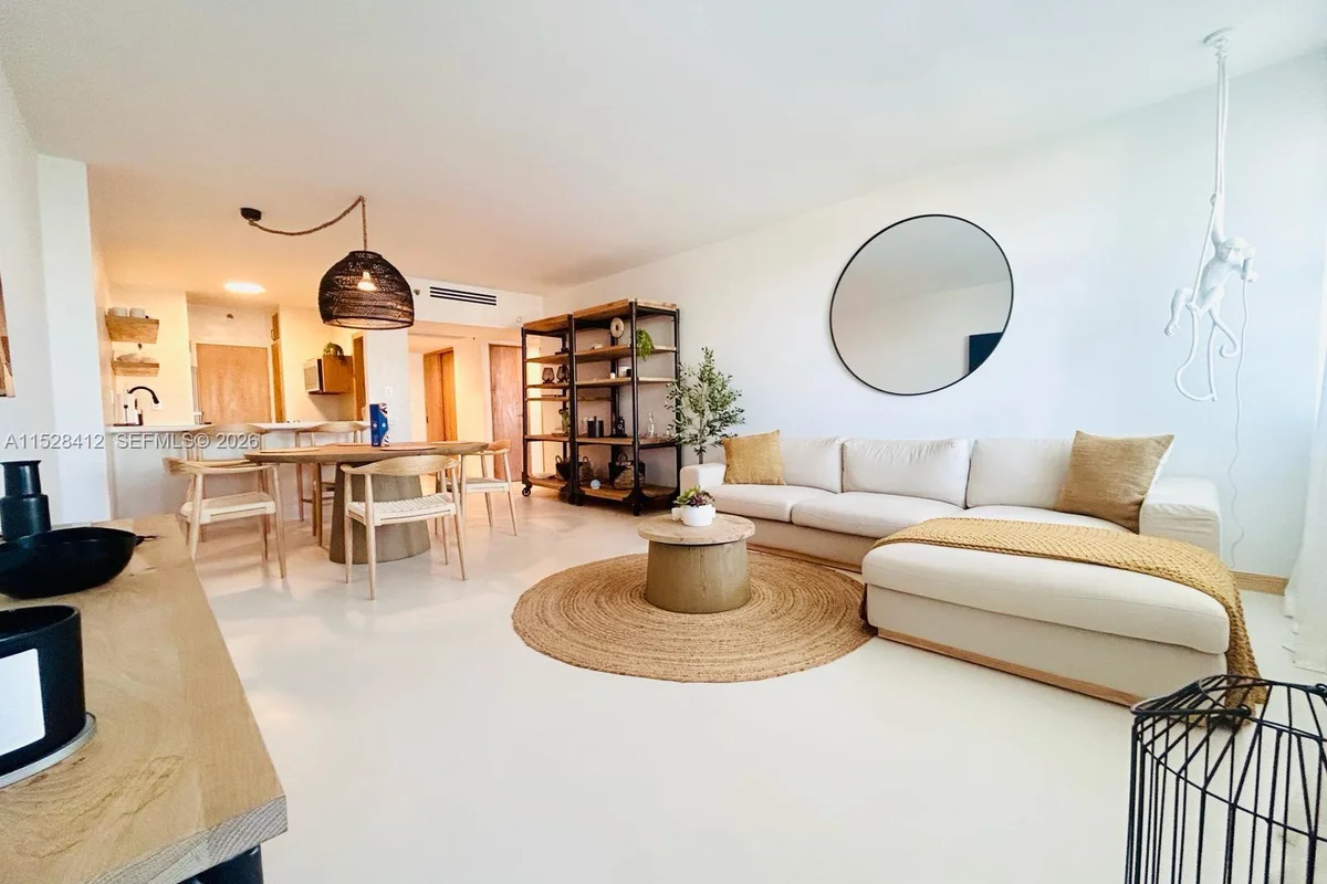 100 Lincoln Rd #1543, Miami Beach: photo 1 of 27