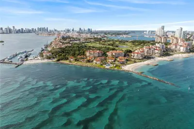 19143 Fisher Island Dr, Miami Beach: photo 1 of 96