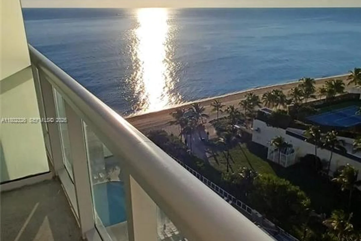 19201 Collins Ave #1105, Sunny Isles Beach: photo 1 of 23