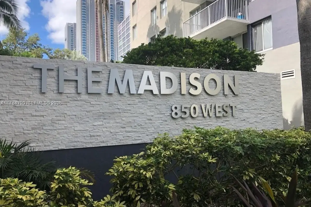 850 N Miami Ave #W-2101, Miami: photo 1 of 32