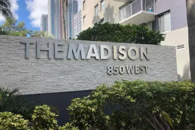 850 N Miami Ave #W-2101, Miami: photo 1 of 32