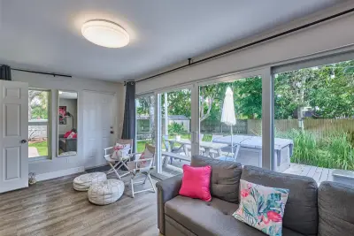 801 NE 15th St, Fort Lauderdale: photo 1 of 57