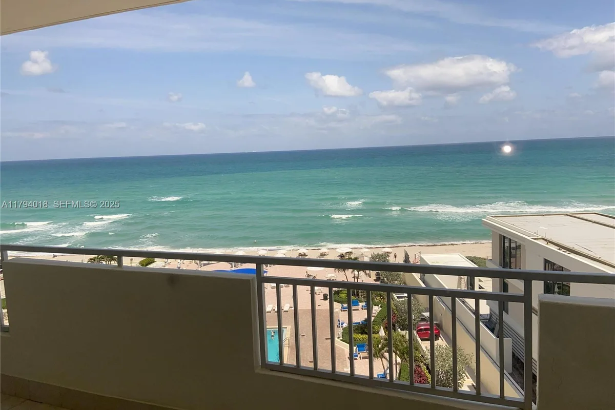 3180 S Ocean Dr #716, Hallandale Beach: photo 1 of 20