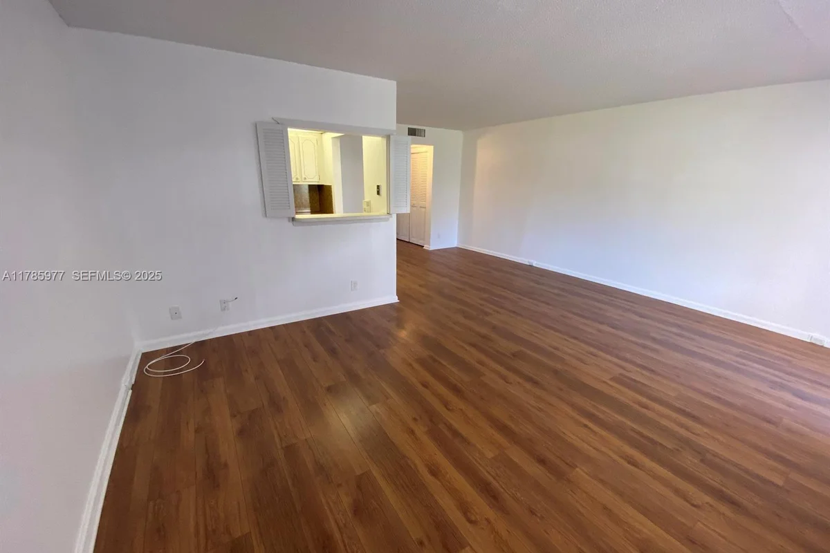 381 Fanshaw J, Boca Raton: photo 1 of 15