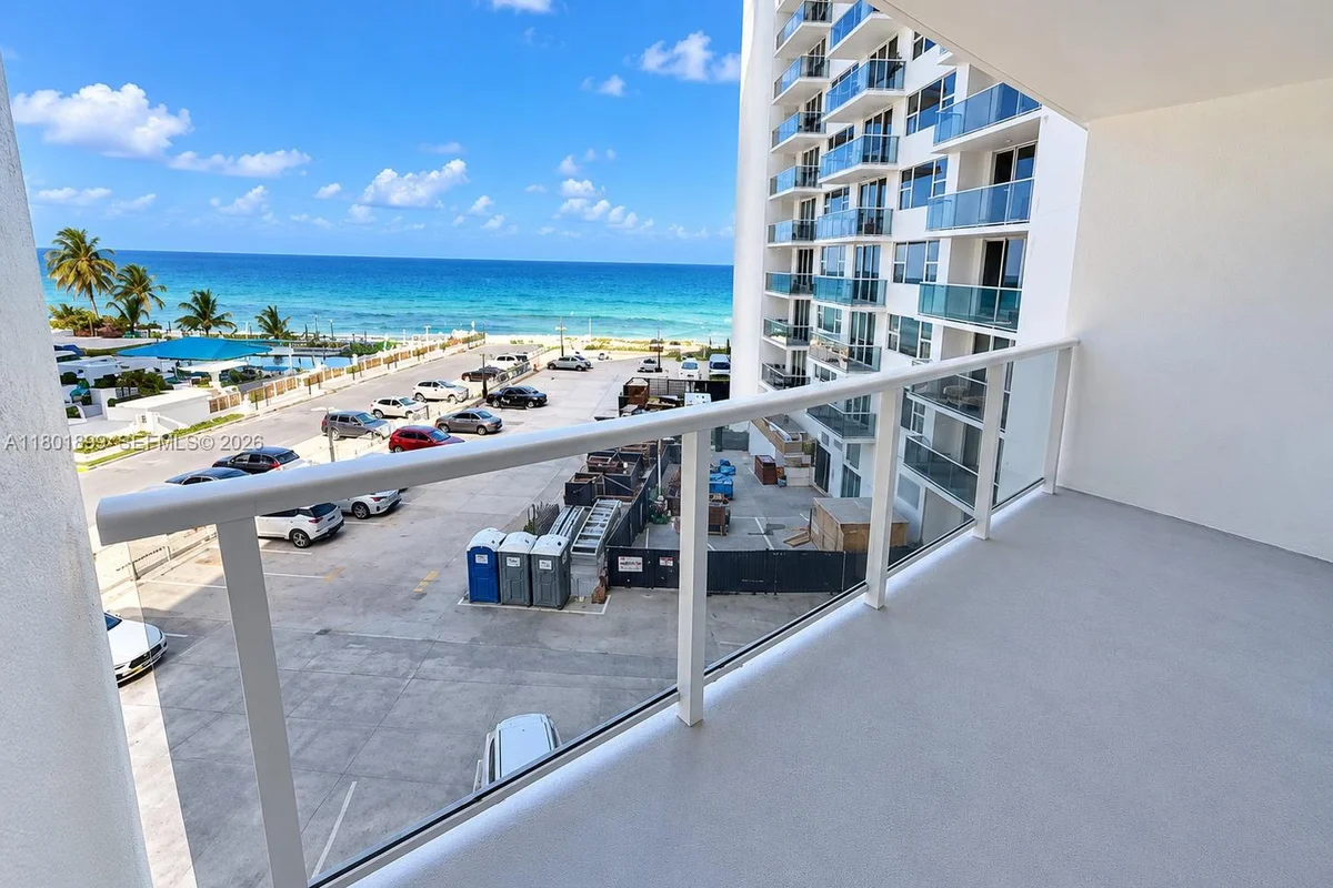 3180 S Ocean Dr #403, Hallandale Beach: photo 1 of 15