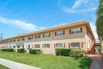 600 SW 2nd Ave #2390, Boca Raton: photo 1 of 18