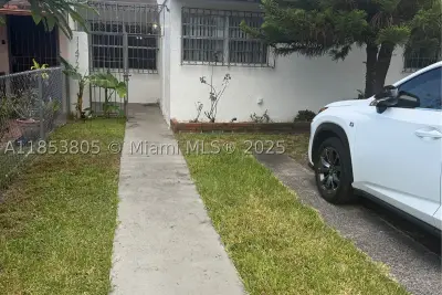11472 SW 4th St, Sweetwater: photo 1 of 65