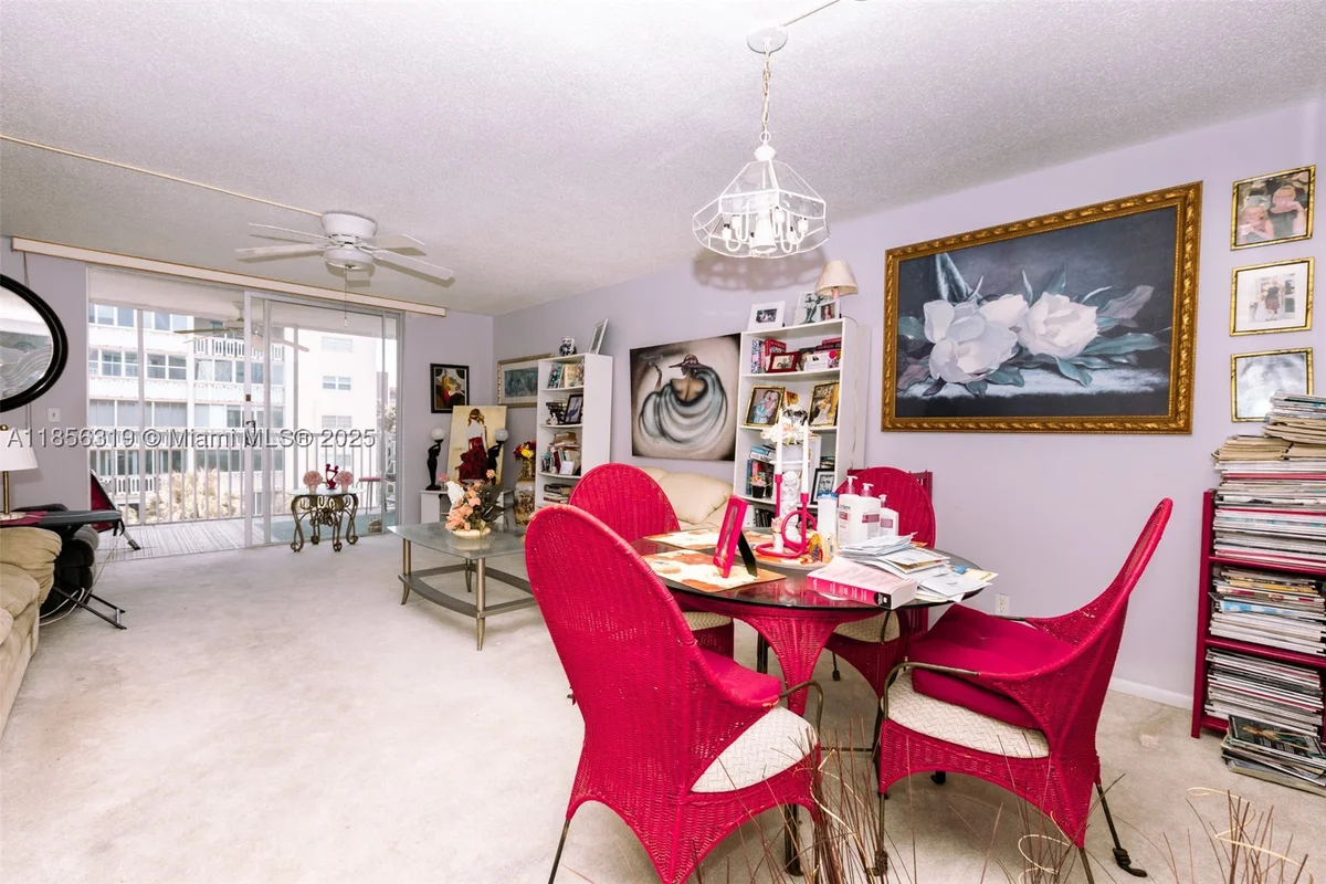 619 NE 14th Ave #507, Hallandale Beach: photo 1 of 31