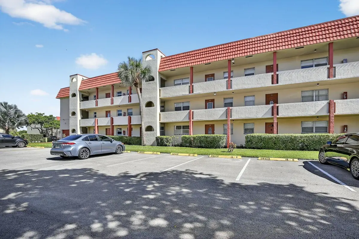 2951 Sunrise Lakes Dr E #107, Sunrise: photo 1 of 43
