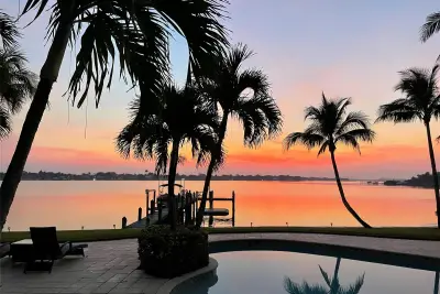 19022 Loxahatchee River Rd, Jupiter: photo 1 of 54